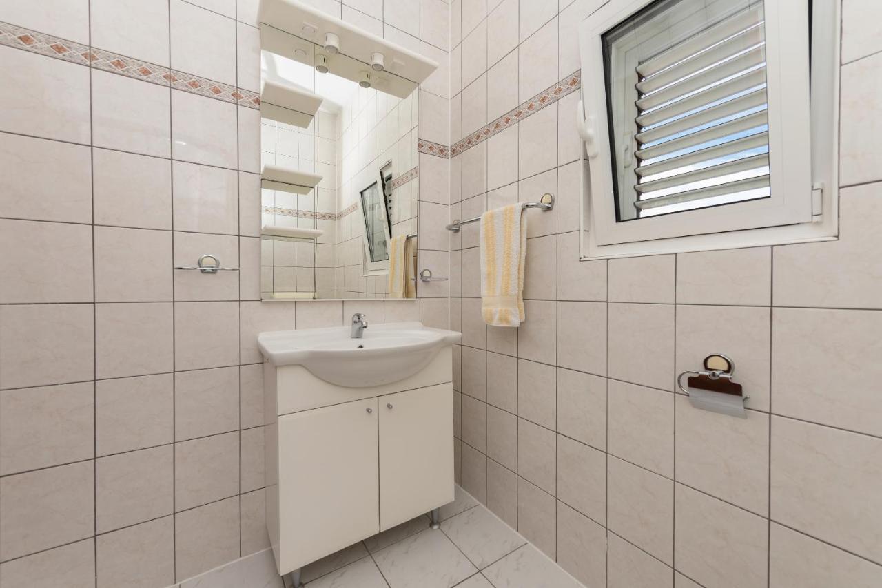 Apartmani Petracie Drvenik  Bagian luar foto